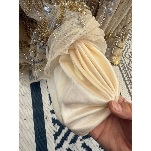 Mac Duggal Sequin Floral Beaded Sleeveless A-Line Gown Size 12 - Picture 11 of 13